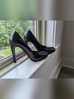 CNC Costume National Women's Platform Pump